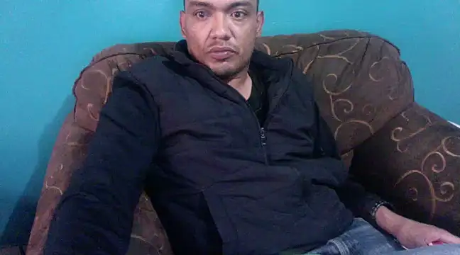 Snapshot of TUMORENO1 chatting on January 15, 10:57 pm TUMORENO1 online show from January 15, 10:57 pm