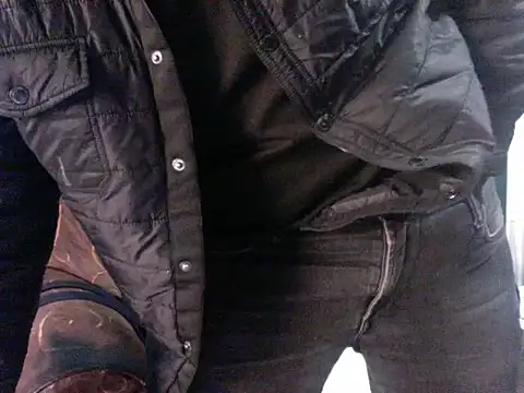 Snapshot of TUMORENO1 chatting on January 26, 7:20 pm TUMORENO1 online show from January 26, 7:20 pm