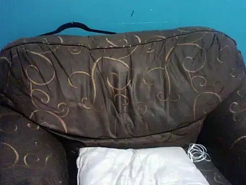 Snapshot of TUMORENO1 chatting on February 1, 12:51 am TUMORENO1 online show from February 1, 12:51 am