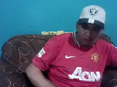 Snapshot of TUMORENO1 chatting on February 4, 5:31 am TUMORENO1 online show from February 4, 5:31 am