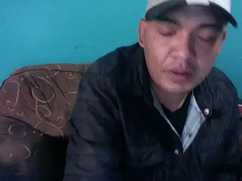 Snapshot of TUMORENO1 chatting on February 14, 9:10 pm TUMORENO1 online show from February 14, 9:10 pm