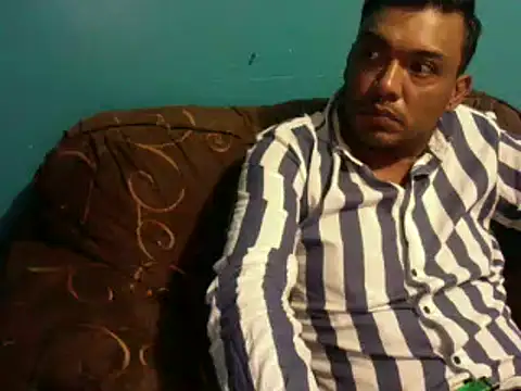 Snapshot of TUMORENO1 chatting on March 12, 5:35 am TUMORENO1 online show from March 12, 5:35 am