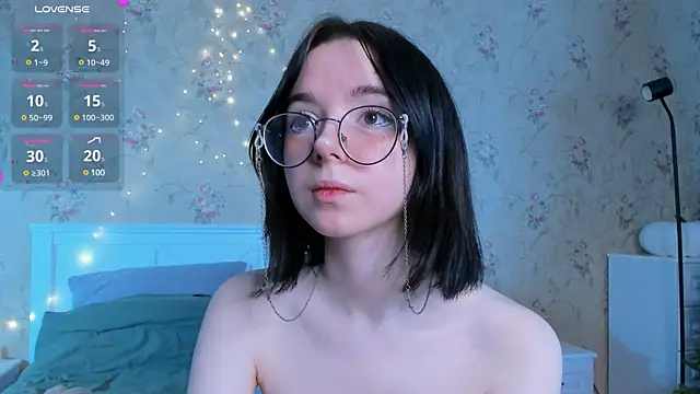 Nora Failure online show from January 6, 8:03 am