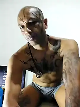 Daretodeviate online show from November 1, 9:06 pm