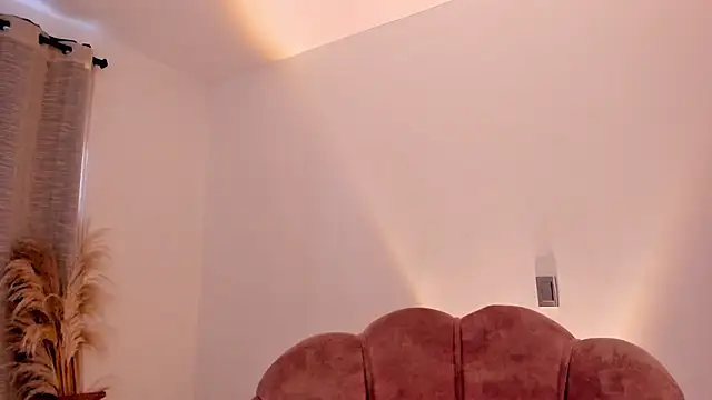 Snapshot of amelie_murphy_ chatting on June 27, 12:22 pm amelie murphy online show from June 27, 12:22 pm