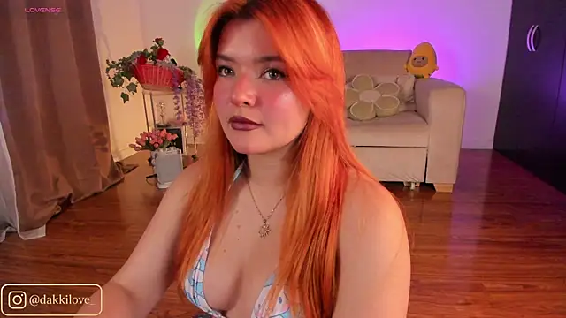 Snapshot of DAKOTA_LOVEE chatting on May 22, 3:02 am DAKOTA LOVEE online show from May 22, 3:02 am