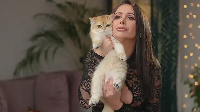 Snapshot of EllisSkyler chatting on September 14, 8:41 pm EllisSkyler online show from September 14, 8:41 pm