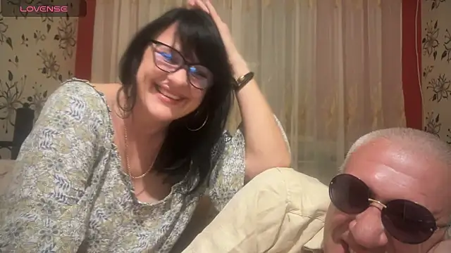 Snapshot of StellarTeam chatting on March 22, 10:48 pm StellarTeam online show from March 22, 10:48 pm