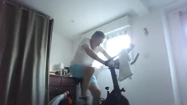 naturiste974 online show from April 15, 5:58 am