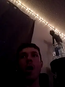 Snapshot of thebest20000 chatting on January 17, 3:01 am thebest20000 online show from January 17, 3:01 am