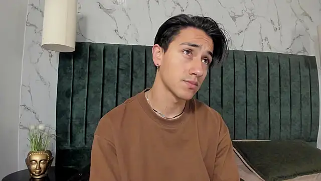 Andy Joy  online show from February 13, 11:50 am