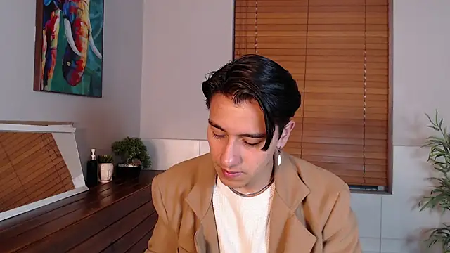 Andy Joy  online show from April 18, 11:36 am