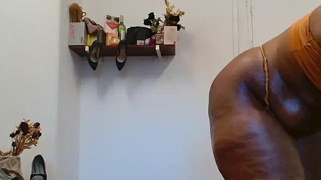 xTALLSEXYBUMx online show from October 10, 4:11 am