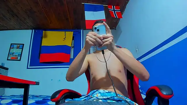 maxowens oficial online show from February 16, 11:12 pm