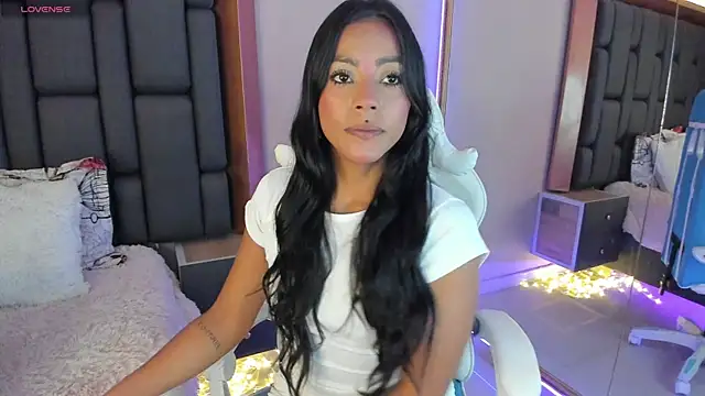 Amber villalobos  online show from February 22, 4:51 am