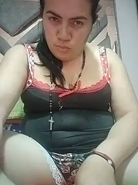 naughty-sharlot online show from May 23, 1:44 am