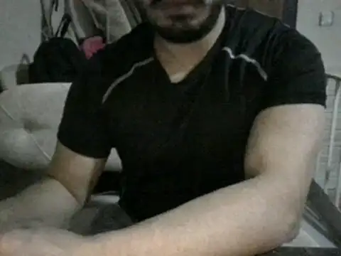 Snapshot of DateMike94 chatting on January 24, 11:34 pm DateMike94 online show from January 24, 11:34 pm