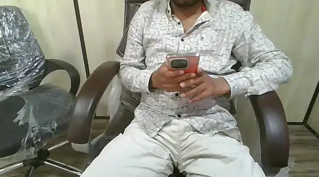 Ishan003 online show from December 7, 10:23 am