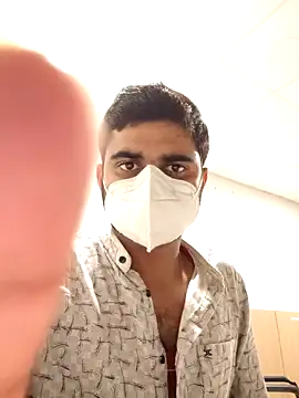 Ishan003 online show from December 7, 1:51 pm