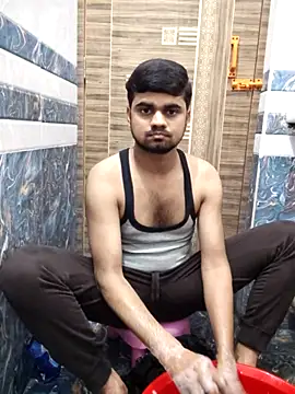 Snapshot of Ishan003 chatting on April 19, 2:27 pm Ishan003 online show from April 19, 2:27 pm