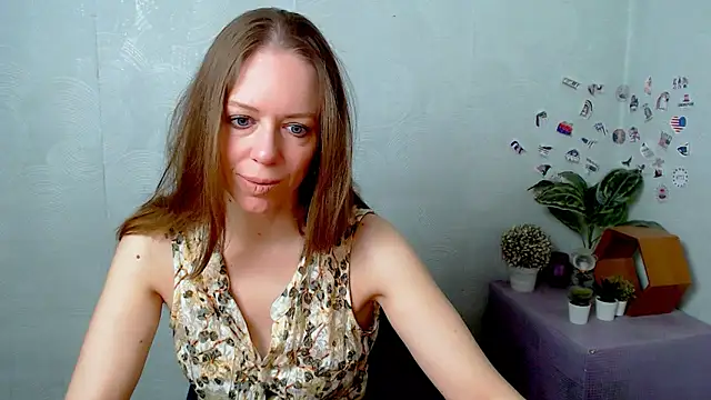 GloriaSi  online show from April 28, 5:01 am