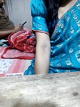 Snapshot of Bhabhi_desi12 chatting on November 10, 3:05 am Bhabhi desi12 online show from November 10, 3:05 am