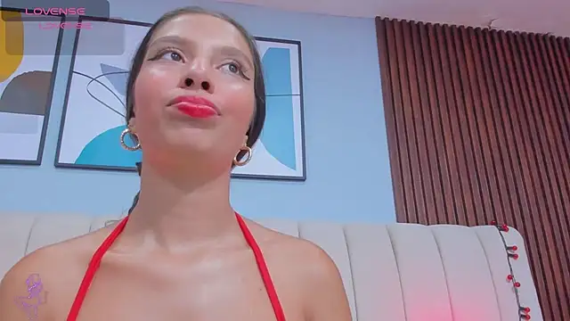 Snapshot of Meli_castillo chatting on February 25, 4:53 pm Meli castillo online show from February 25, 4:53 pm