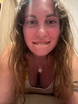 Snapshot of Yanacool007 chatting on January 27, 6:09 pm Yanacool007 online show from January 27, 6:09 pm