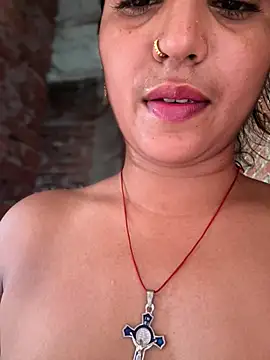 Snapshot of DiyAsingHh chatting on June 20, 12:19 pm DiyAsingHh online show from June 20, 12:19 pm