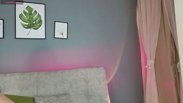 miaa lux online show from April 18, 1:26 pm