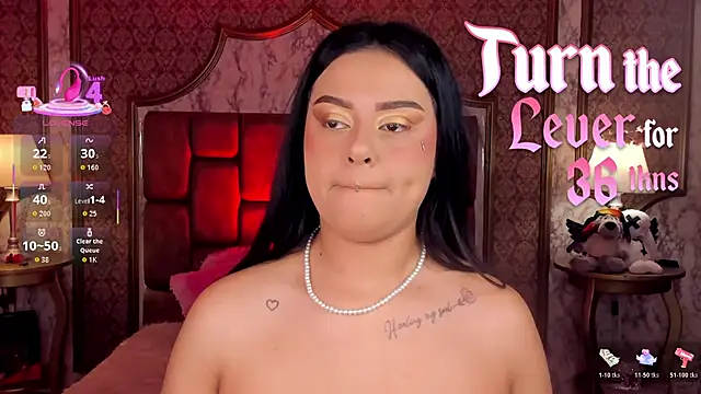 SoffiQueen online show from January 8, 1:46 pm