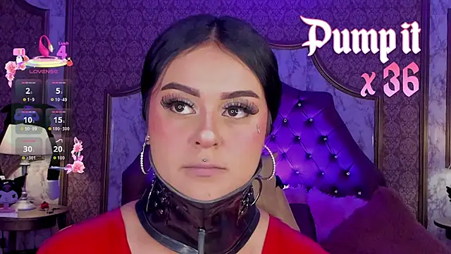 SoffiQueen online show from April 20, 2:42 pm