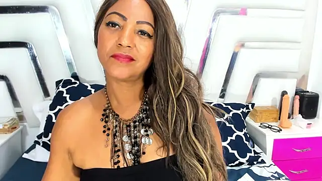 SaraaJhons online show from March 7, 11:49 pm