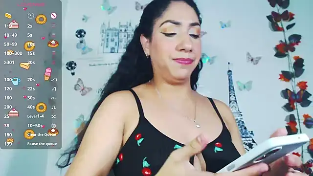 Snapshot of Alisxon4u chatting on November 9, 2:54 am Alisxon4u online show from November 9, 2:54 am