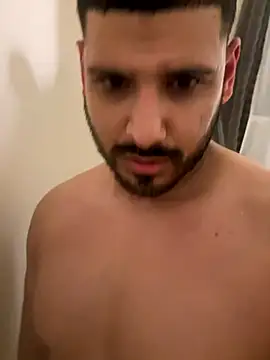 Snapshot of Insaneskillzz69 chatting on November 15, 10:23 am Insaneskillzz69 online show from November 15, 10:23 am