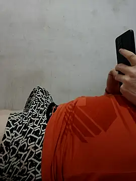 mohnis76 online show from April 2, 12:58 pm