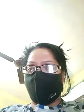 Snapshot of heenage chatting on December 3, 2:58 am heenage online show from December 3, 2:58 am