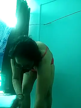 Snapshot of heenage chatting on December 23, 8:44 am heenage online show from December 23, 8:44 am