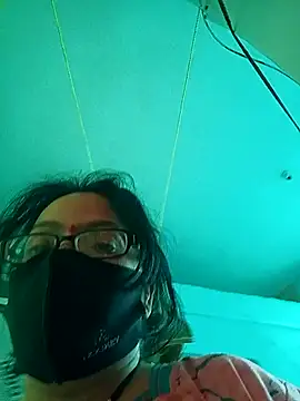 Snapshot of heenage chatting on February 21, 4:29 am heenage online show from February 21, 4:29 am