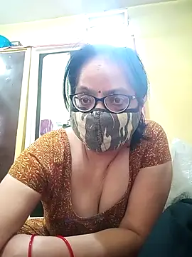 Snapshot of heenage chatting on October 9, 8:01 am heenage online show from October 9, 8:01 am