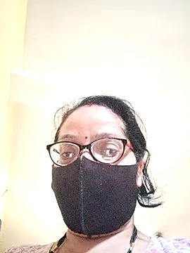 heenage online show from April 5, 3:47 am