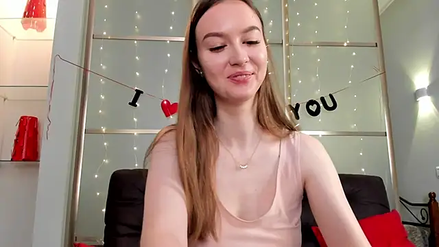 Snapshot of Emma_Flin chatting on June 18, 4:46 am Emma Flin online show from June 18, 4:46 am