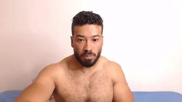 Snapshot of freddsexxx chatting on June 24, 1:43 pm freddsexxx online show from June 24, 1:43 pm