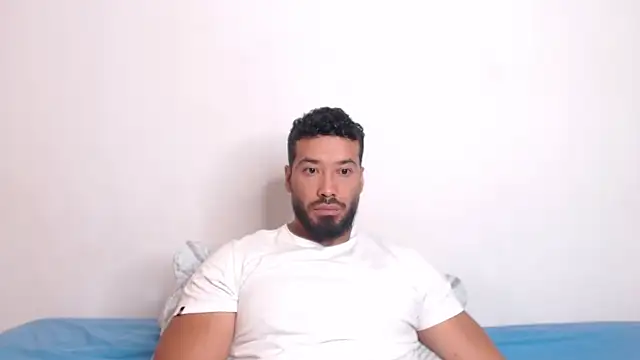 Snapshot of freddsexxx chatting on July 16, 2:12 pm freddsexxx online show from July 16, 2:12 pm