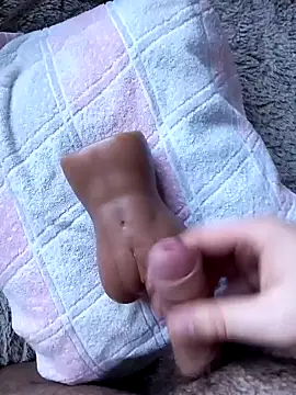 Snapshot of mattarm3122 chatting on December 27, 3:04 pm mattarm3122 online show from December 27, 3:04 pm