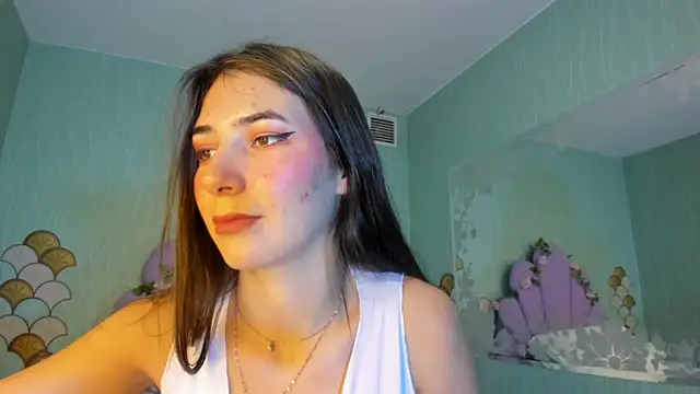 Skinny Linda online show from December 28, 1:28 pm