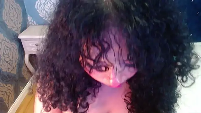 Snapshot of Sofiacowperx chatting on July 26, 3:04 am Sofiacowperx online show from July 26, 3:04 am