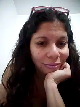 Carliina Soussa online show from February 7, 10:30 pm