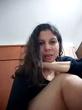 Carliina Soussa online show from March 12, 5:24 am