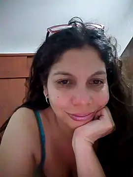 Carliina Soussa online show from March 14, 4:43 am
